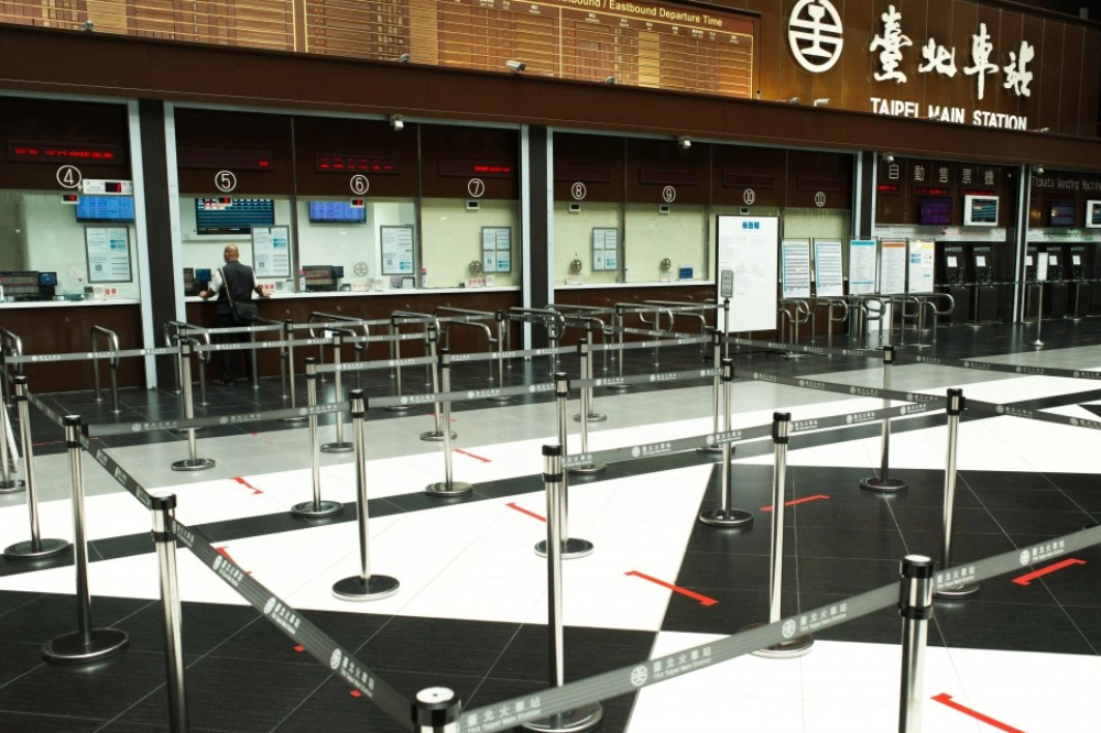 通緝犯當眾「拖行」性侵北車醉女　外國旅客目睹嚇傻報警