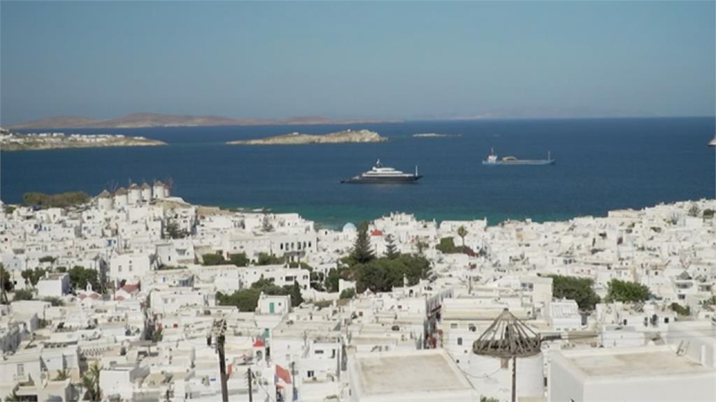 希臘拚觀光　米克諾斯島月底前全員施打