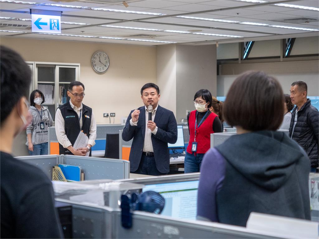 快新聞／傅崐萁稱「高中生當勞長國恥」　賴瑞隆反酸：更生人羞辱對藍營大扣分