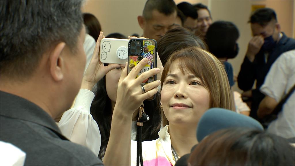 把自己當立委？陳智菡亂入委員會直播　賴瑞隆痛批「新國會亂象」