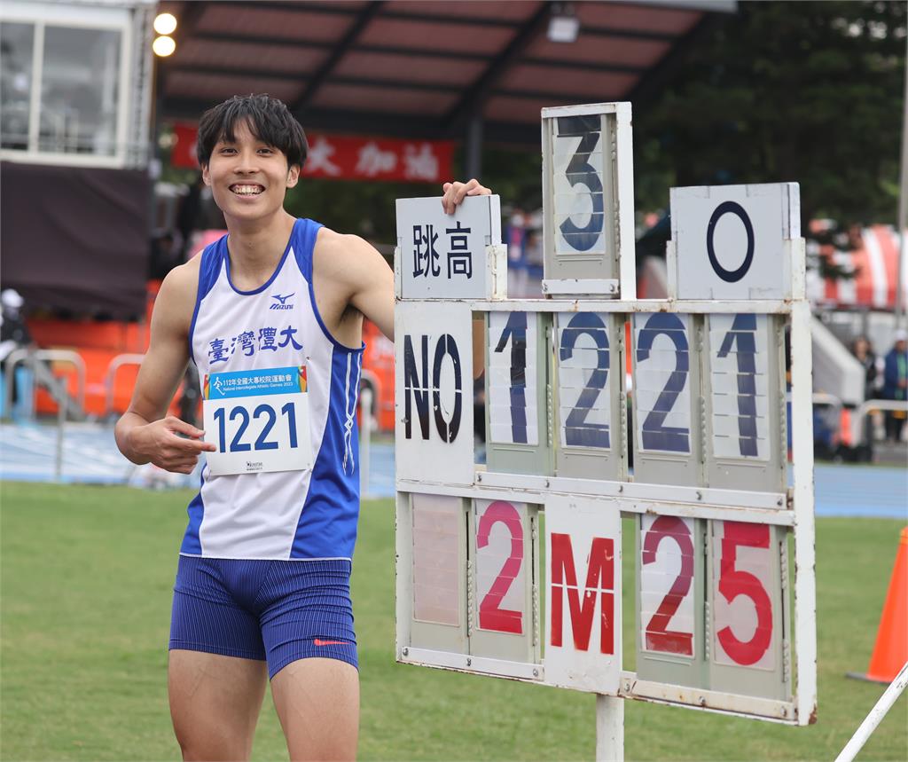 快新聞／世大運跳高雙俠發威　傅兆玄、蔡維智包辦銀、銅牌