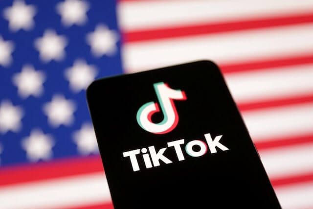 TikTok出售期限逼近　川普：4月5日會前敲定