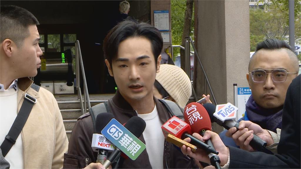 快新聞／鍾明軒被爆與中共黨媒合作　八炯：有利用價值的笨蛋