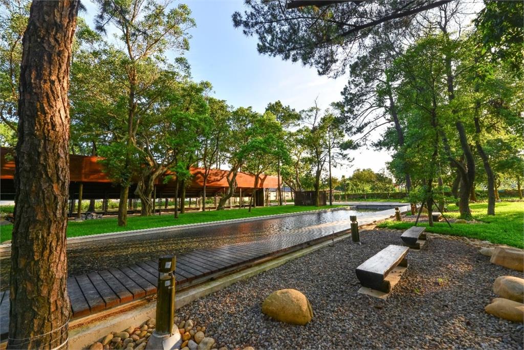 大湳森林公園兼具生態棲地防災治洪休憩　獲公共工程金品獎優等