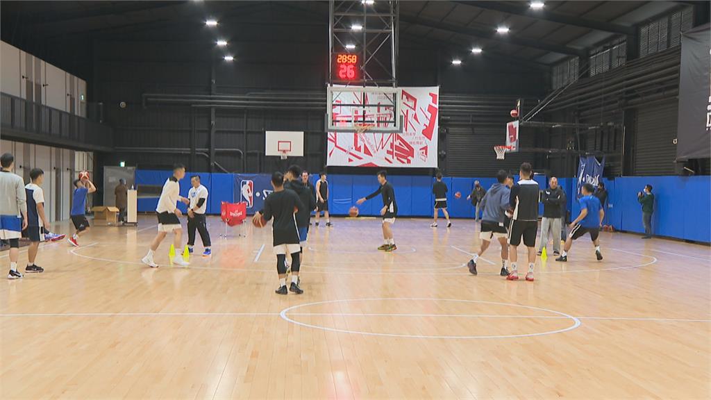 去年台灣男籃因疫情缺賽 竟遭FIBA罰款505萬！
