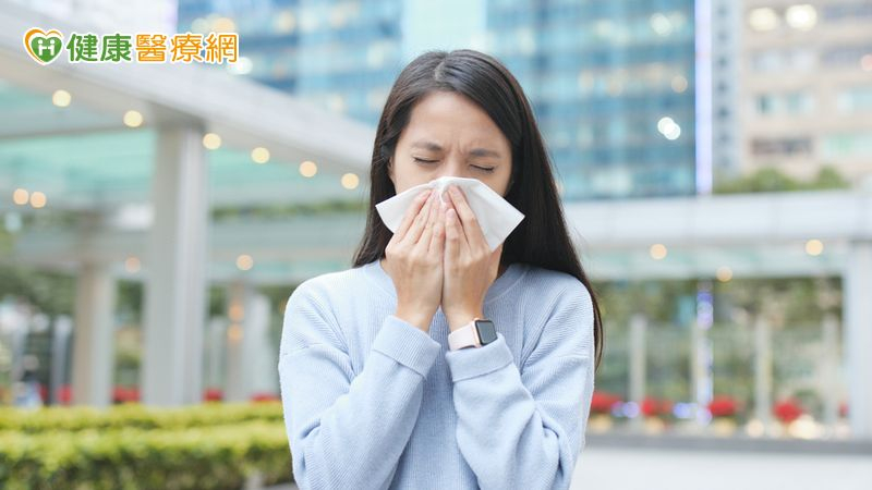 剛入秋皮膚乾癢、打噴嚏都找上門！中醫教四撇步破解過敏乾癢