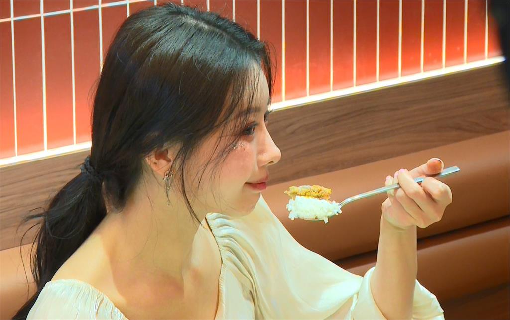千頌伊最愛的炸雞正式登台 李雅英公開私藏吃法