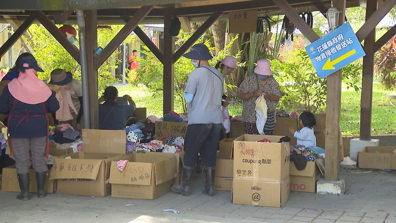 物資超人送暖! 物資站救急衣褲 「男女老少、長短袖」都有