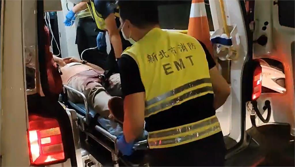 快新聞／搶搭計程車起口角！新北板橋爆持刀傷人　30多歲男遭刺傷送醫