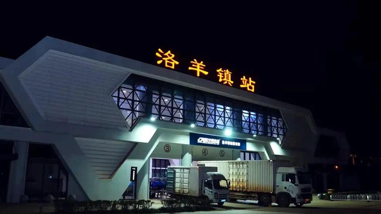 快新聞／火車撞人！中國雲南1列電車「高速衝撞鐵道工」　11人慘死