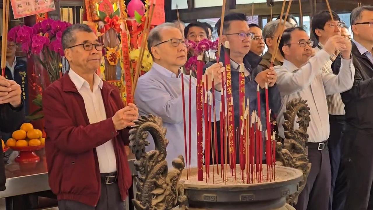 宏碁董座陳俊聖率隊拜年 施振榮:台灣韌性不怕變化