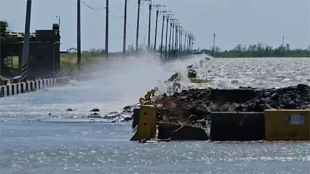 台南七股鹽埕里颱風、天文大潮　海水倒灌　居民憂滅村