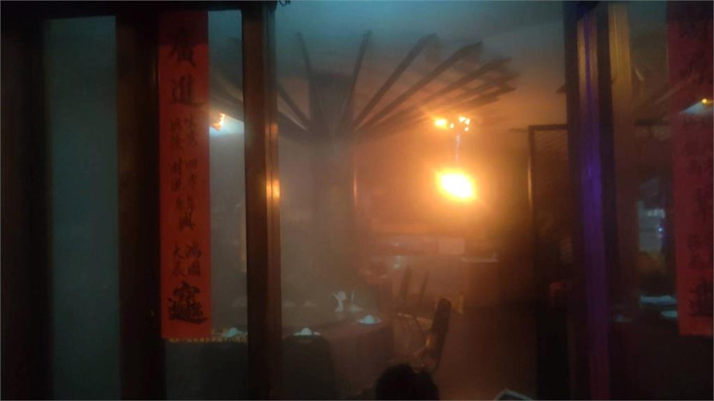 父親節大餐泡湯！　台中知名燒鵝店火警　33桌訂位全取消