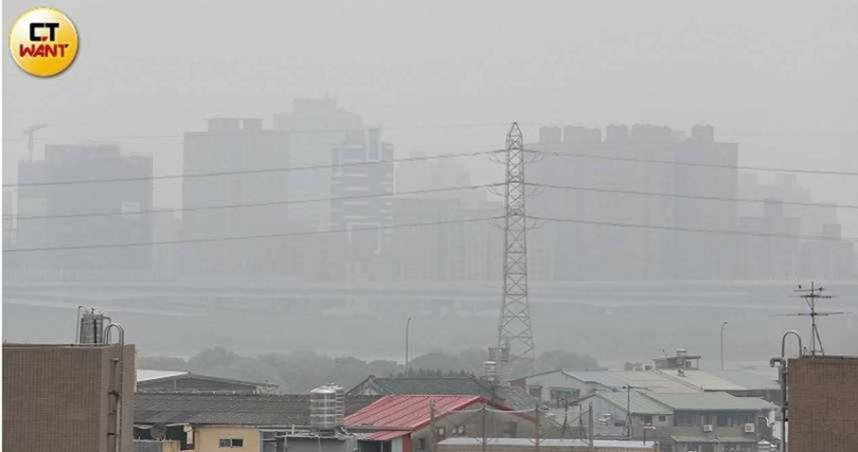 髒空氣又來！中南部空氣品質「連3天拉警報」　應避免長時間在外