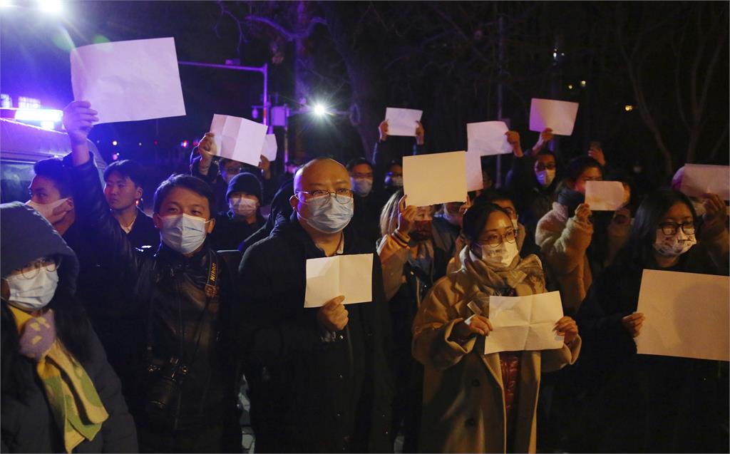 「白紙革命」逼習近平讓步？　王丹2點提醒：台灣應該有所警覺