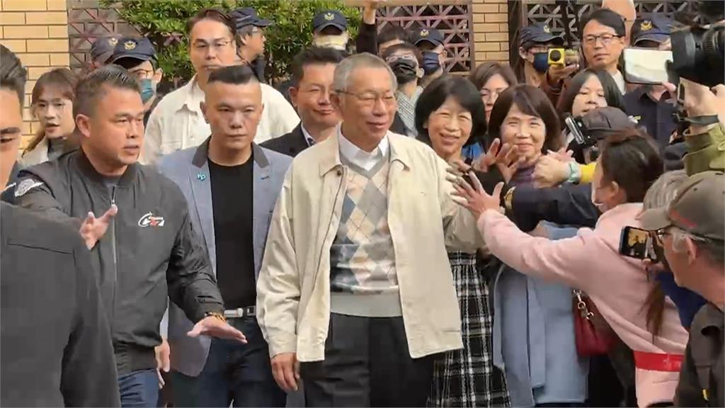 陳佩琪湊足4千萬替柯文哲辦保　被酸「過去在裝窮？」