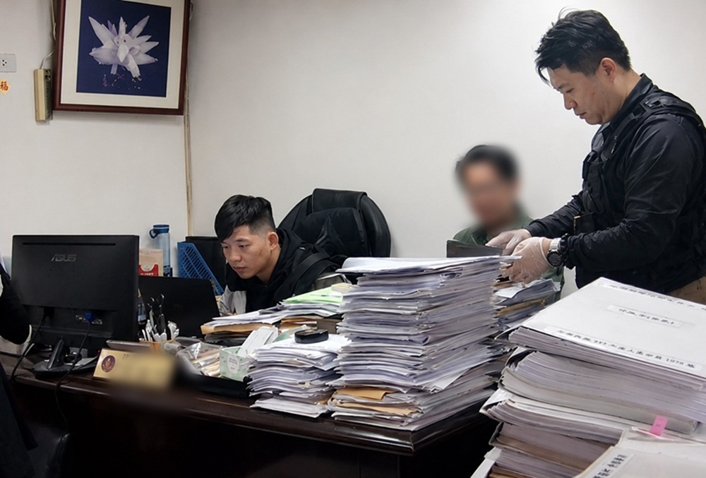 假商務掩護中國人入境　律師涉勾結移民顧問及國內公司逮7人