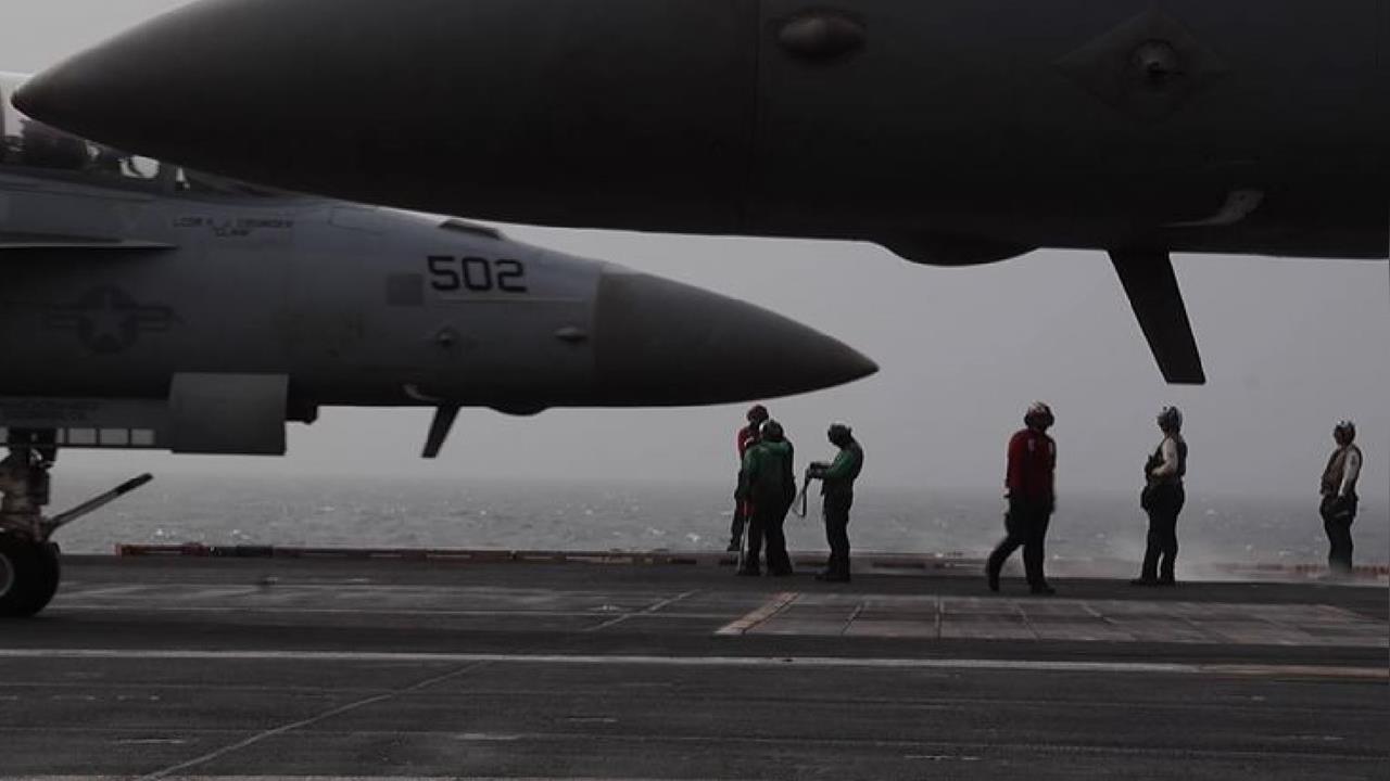 快新聞/禍不單行!美航艦「尼米茲號」南海值勤 半小時內竟連墜2機