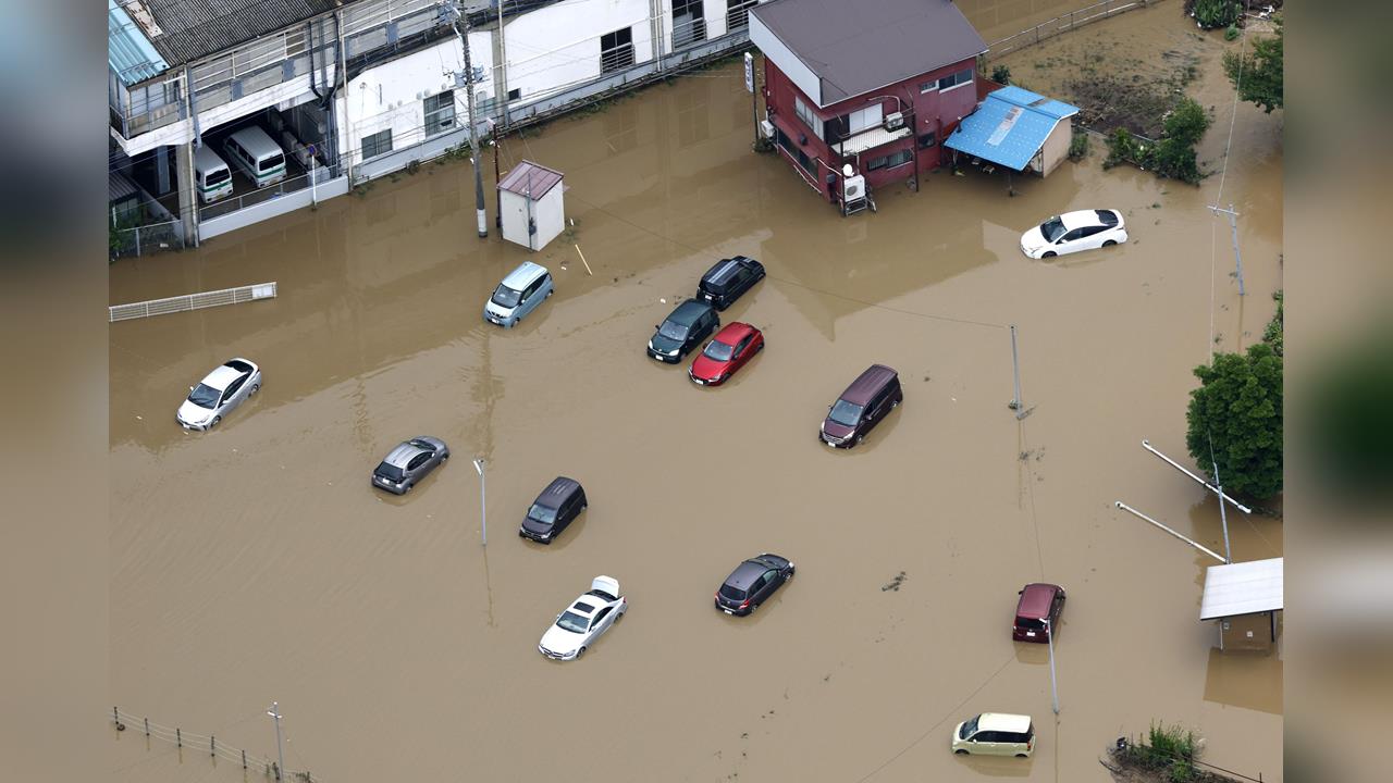 日本千葉暴雨釀9死1失蹤　逾1200輛泡水車卡路上阻交通