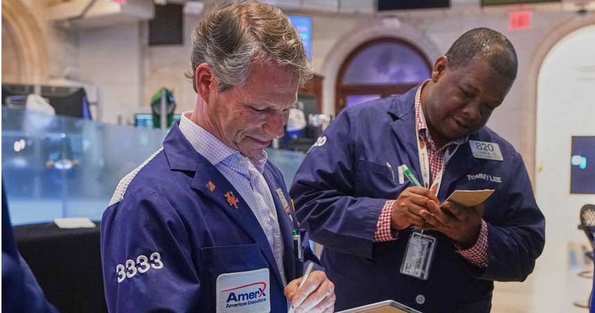 川普「又TACO」單方面延長停火協議！標普500、納指均創歷史新高