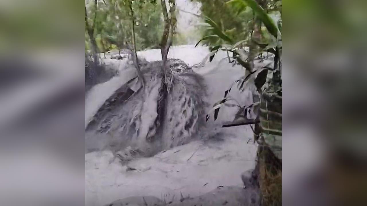 馬太鞍溪堰塞湖"紅色警戒" 灰色溪水漫上過台9線