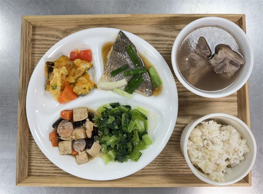 坐月子還在吃「這些料理」？   營養師曝產後肥胖、傷口慢癒禍首