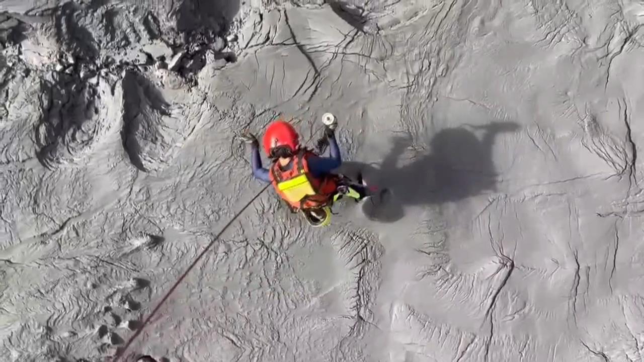 花蓮堰塞湖蓄水量下降至６．４％　下游土砂鬆軟仍維持「紅色警戒」