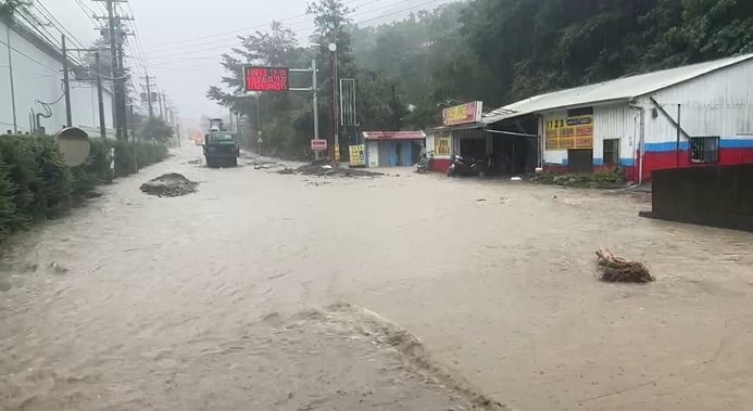 快新聞／豪雨重創！　南投縣仁愛鄉明日停班停課