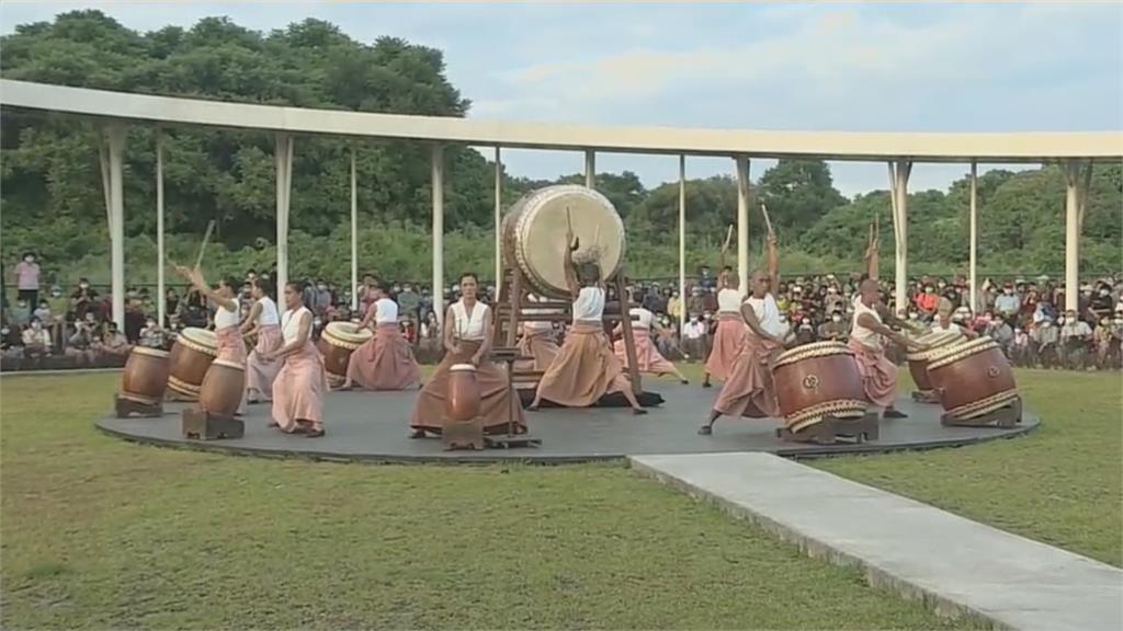 「優人神鼓」屏東縣民公園演出　民眾擠爆現場大呼過癮