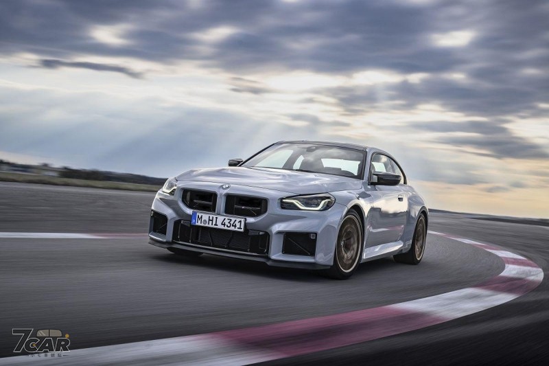 性能與輕量化再升級　全新 BMW M2 CS 正式登場