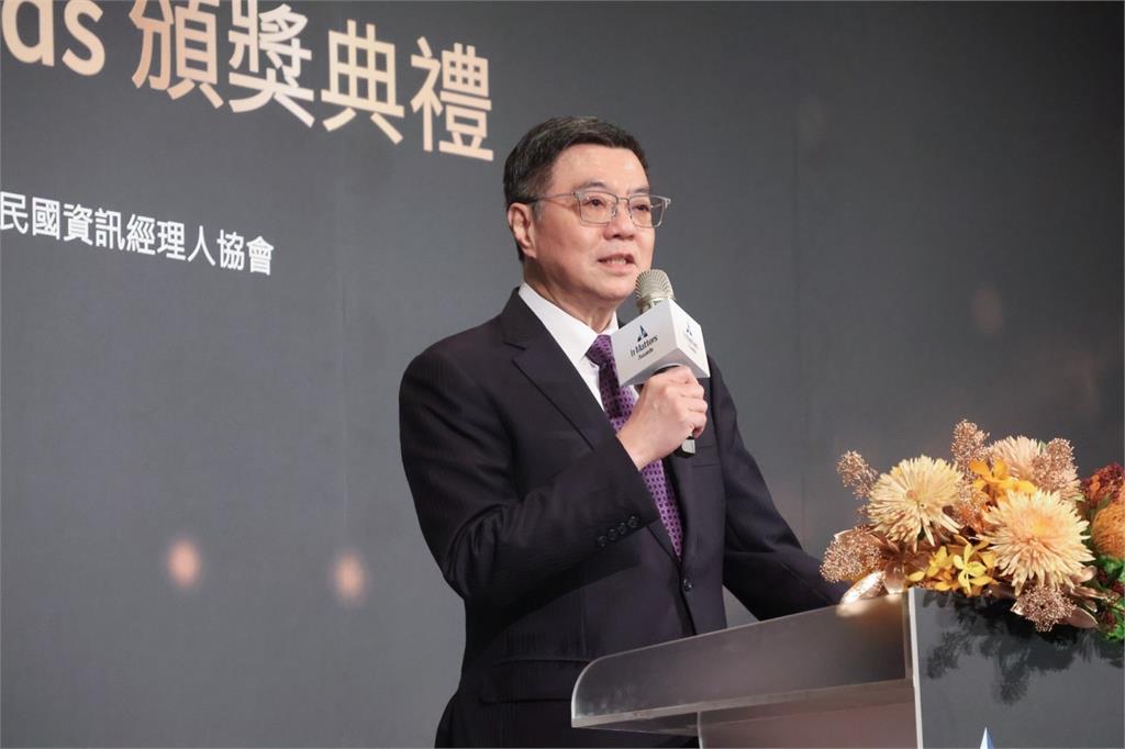 快新聞／4年要培育45萬AI人才　卓榮泰：沒有IT和AI無法拼成TAIWAN