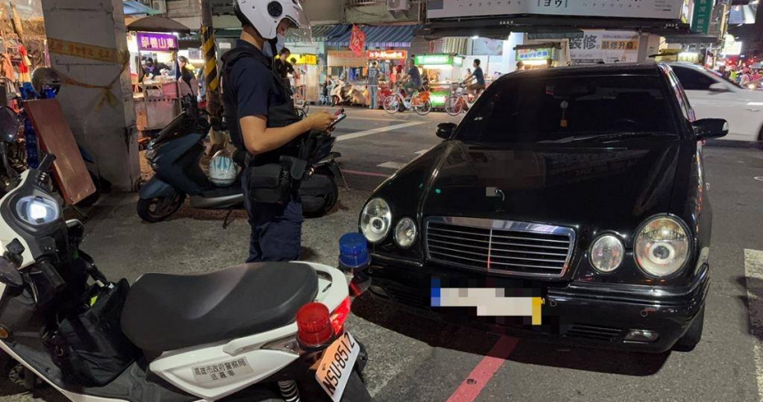 高雄無牌車違停遭檢舉　駕駛現場爆粗口飆三字經被告恐嚇