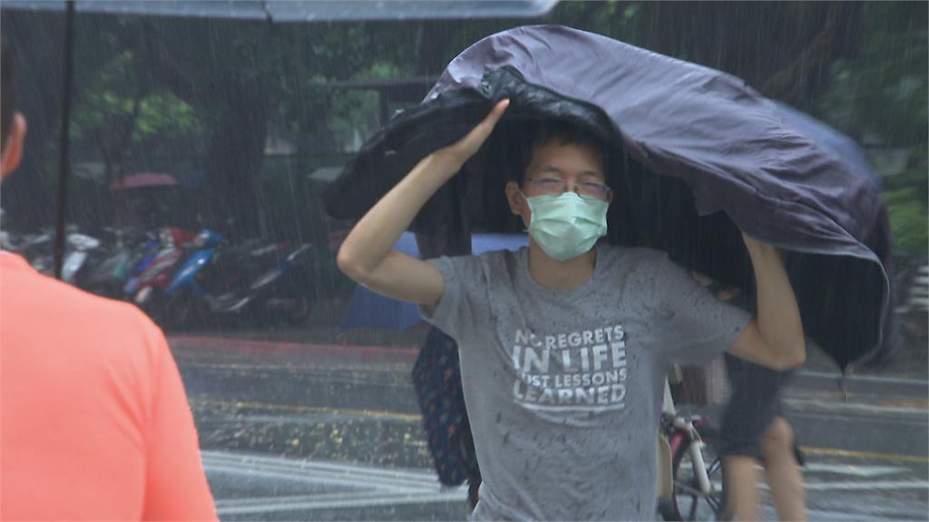 午後對流旺盛雨彈狂轟　雨要趨緩了！未來一週恢復典型夏季天氣型態
