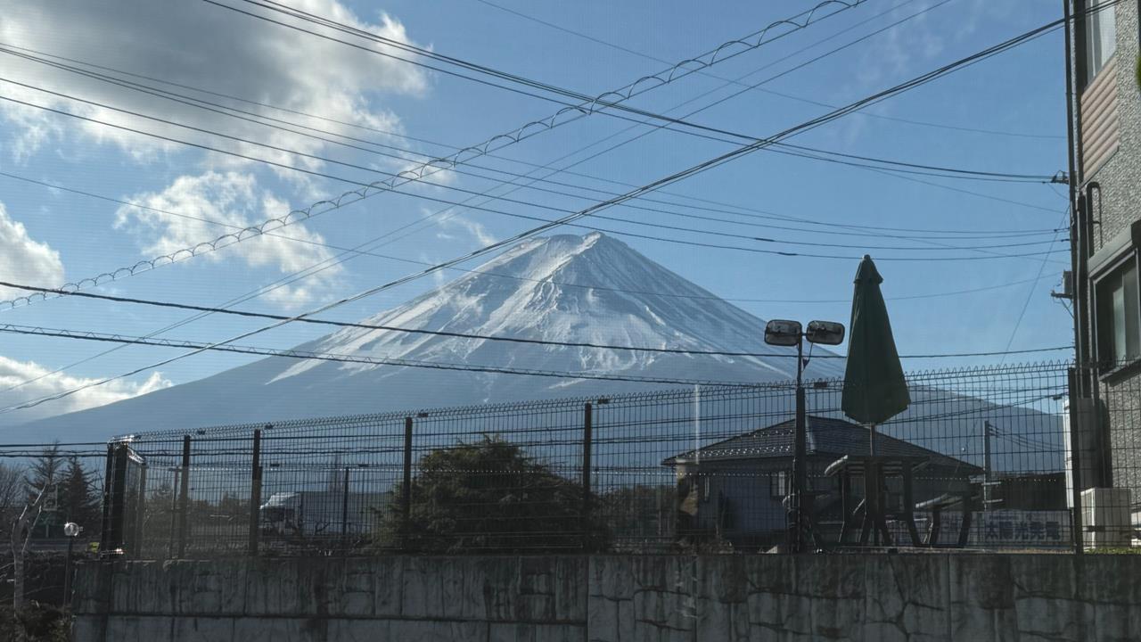 「自由行?跟團?」網2派大論戰 內行曝「5好處」:真正出國享受!