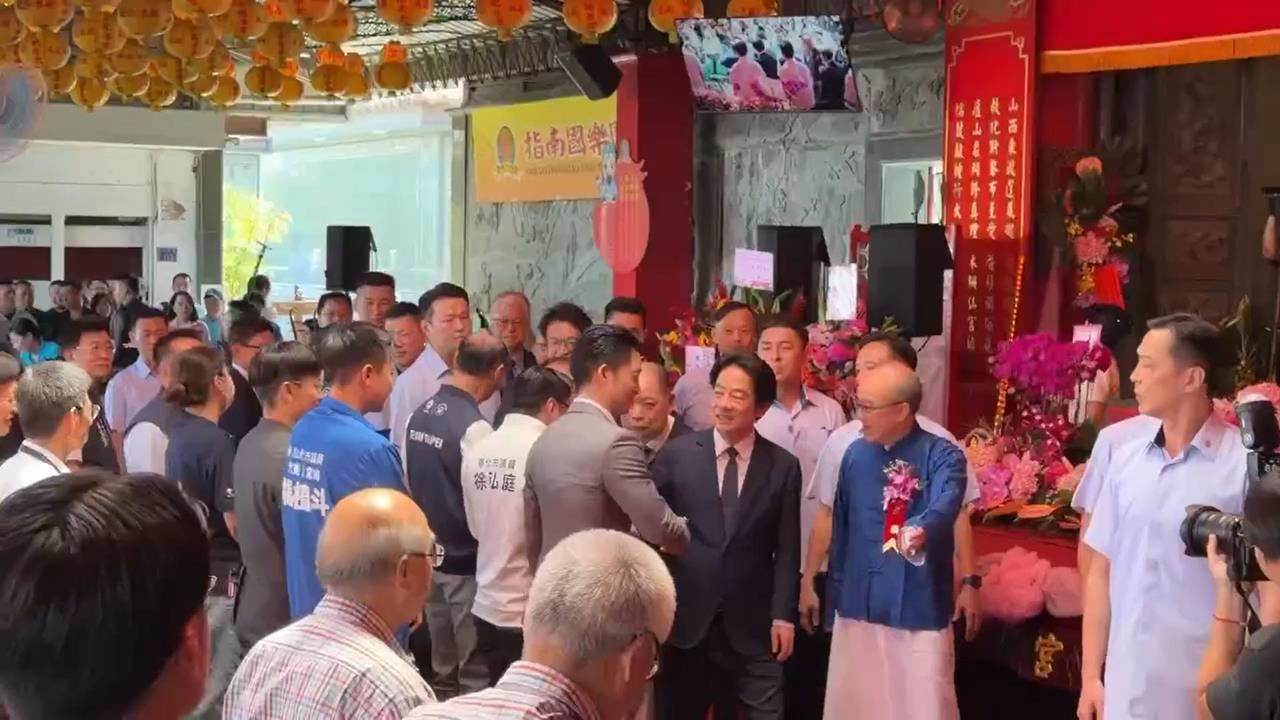 快新聞／賴清德、蔣萬安、沈伯洋世紀同框！最新握手畫面曝光