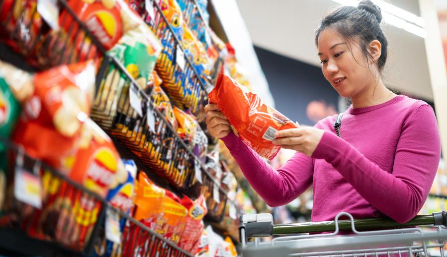 2024年第二季台灣民生消費品市場年增4%　追求享樂精緻生活、零食和保健品花費提升