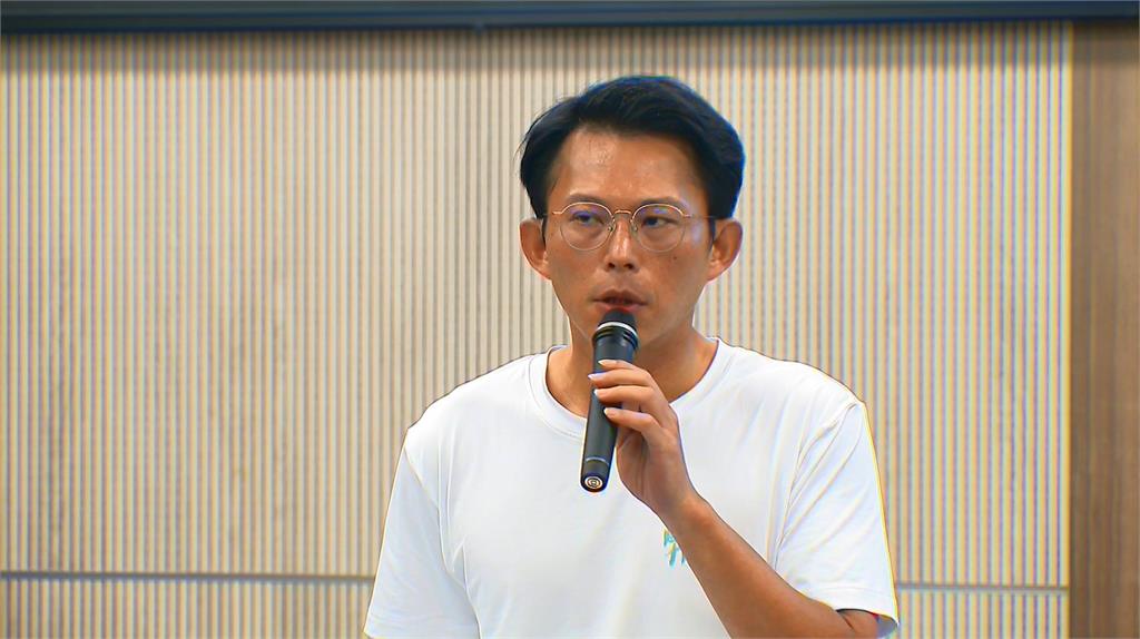 民眾黨「兩年條款」決定維持　黃國昌：任何變動由柯文哲決定