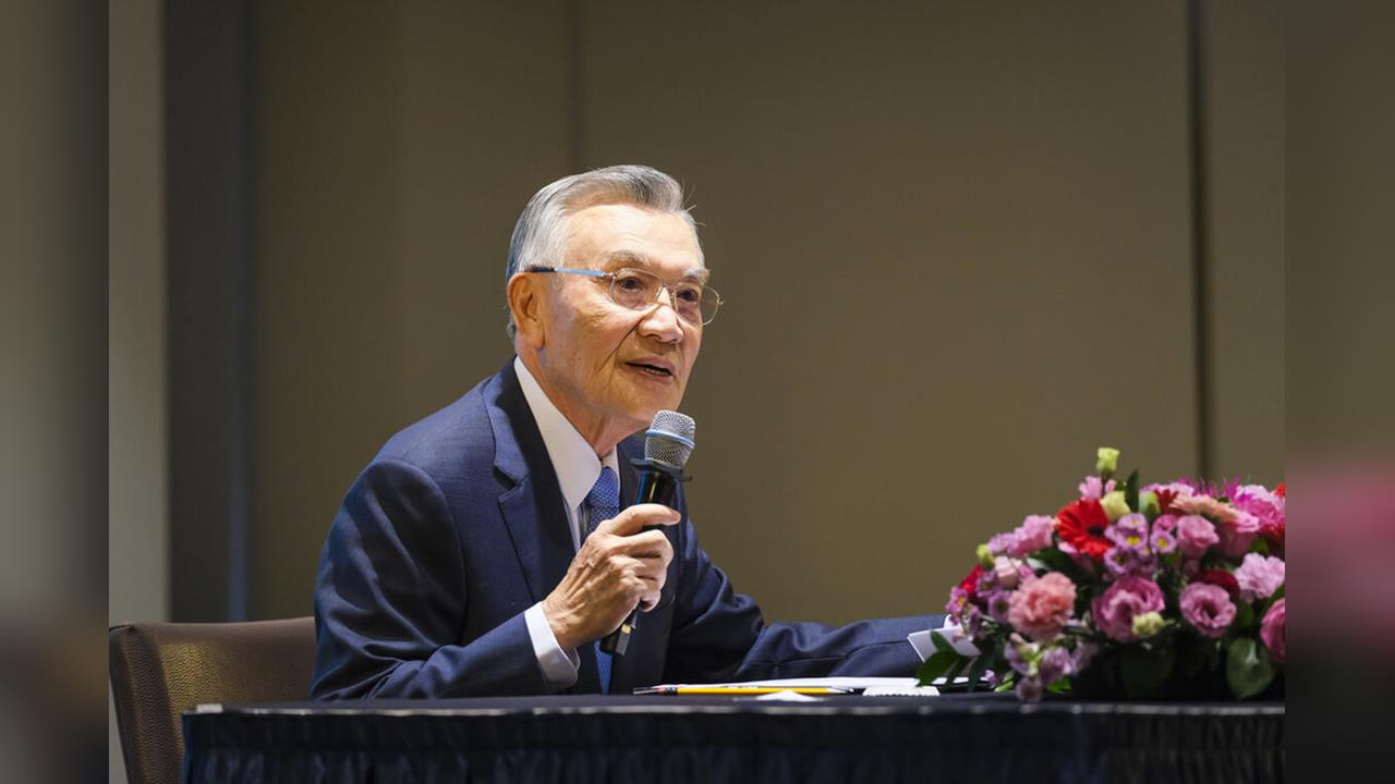 林信義與黃循財閉門晤談　氣氛融洽