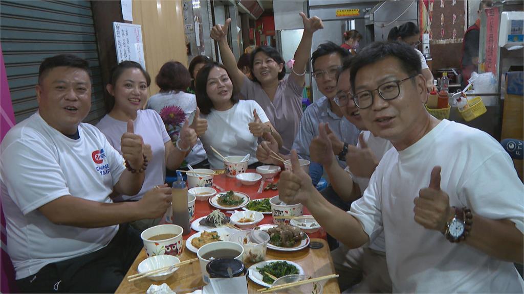 陳若翠直播瞎扯老店「倒了」　在地人傻眼「就在妳服務處旁邊...」