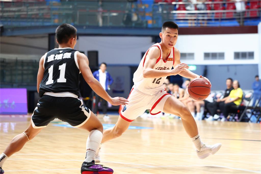 HBL／光復高中重返榮耀的關鍵是「他」　停賽一年首戰就攻下19分