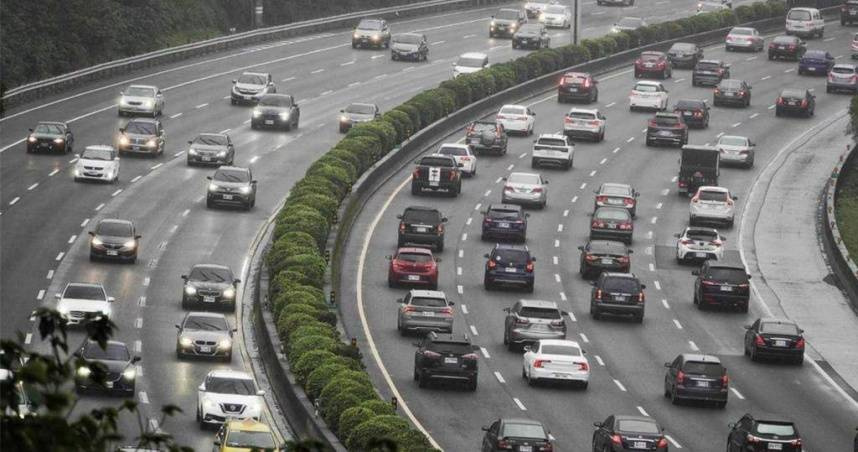 高公局示警15處國道易塞路段　國5恐連塞15小時到半夜