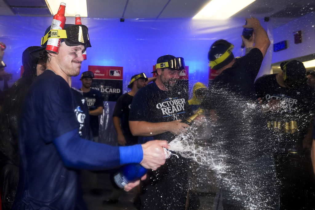 MLB（影）／快腿跑出勝利！威特致勝內野安打　皇家外卡2連勝「下剋上」淘汰金鶯