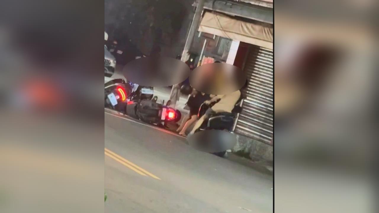 高雄深夜大亂鬥！　行糾口角不解氣　雙方７人互毆「持安全帽狂Ｋ」