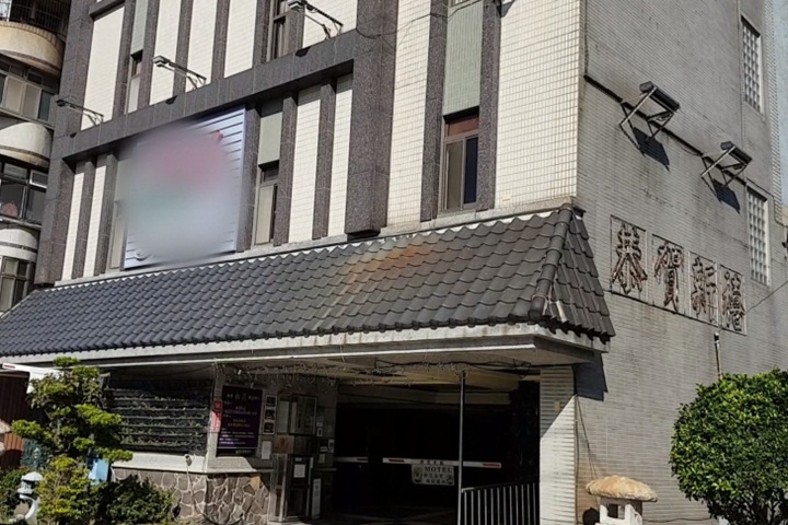 惡狼！ 幫罹癌住戶顧女童 管理員竟顧到汽車旅館