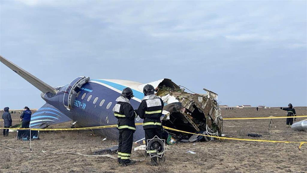 真的是俄羅斯擊落？　亞塞拜然航空墜機初步調查：遭實體外部干擾