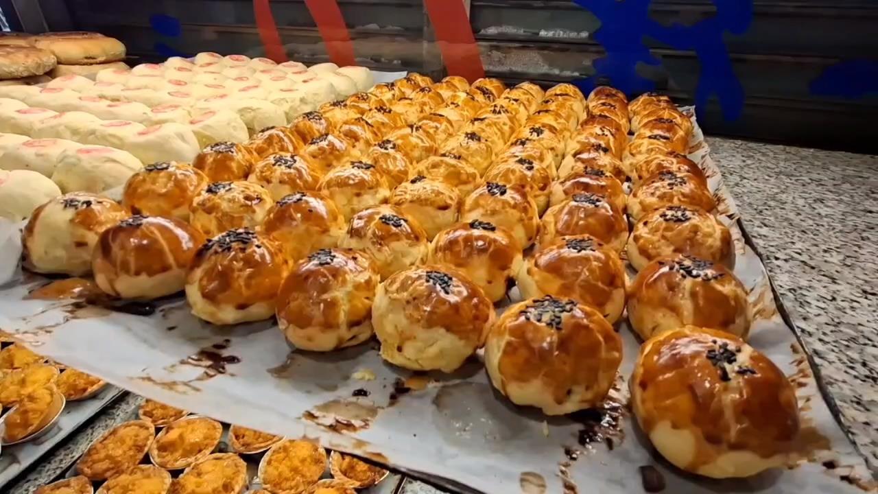 超實惠！基隆餅舖「25元蛋黃酥」搶翻　鐵窗牌月餅熱銷