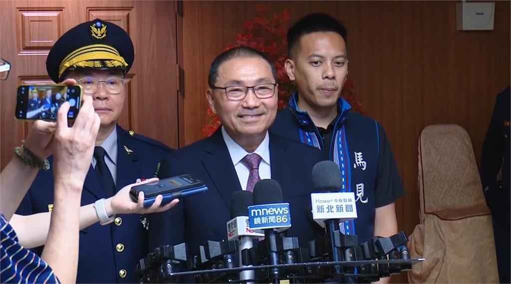 快新聞/新北綠議員提普發4萬 侯友宜揭「收支短絀」:怎有餘力發現金?