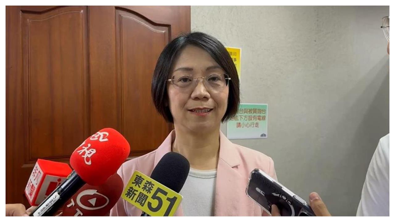 翁曉玲遭堂哥怒嗆「台灣人看不起」沒在怕：我就是堂堂正正中國人！她用「扁金句」酸爆