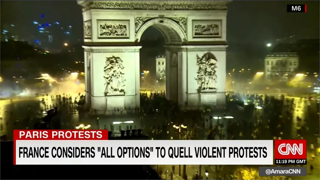 巴黎爆50年來最大示威衝突 法國考慮宣佈緊急狀態