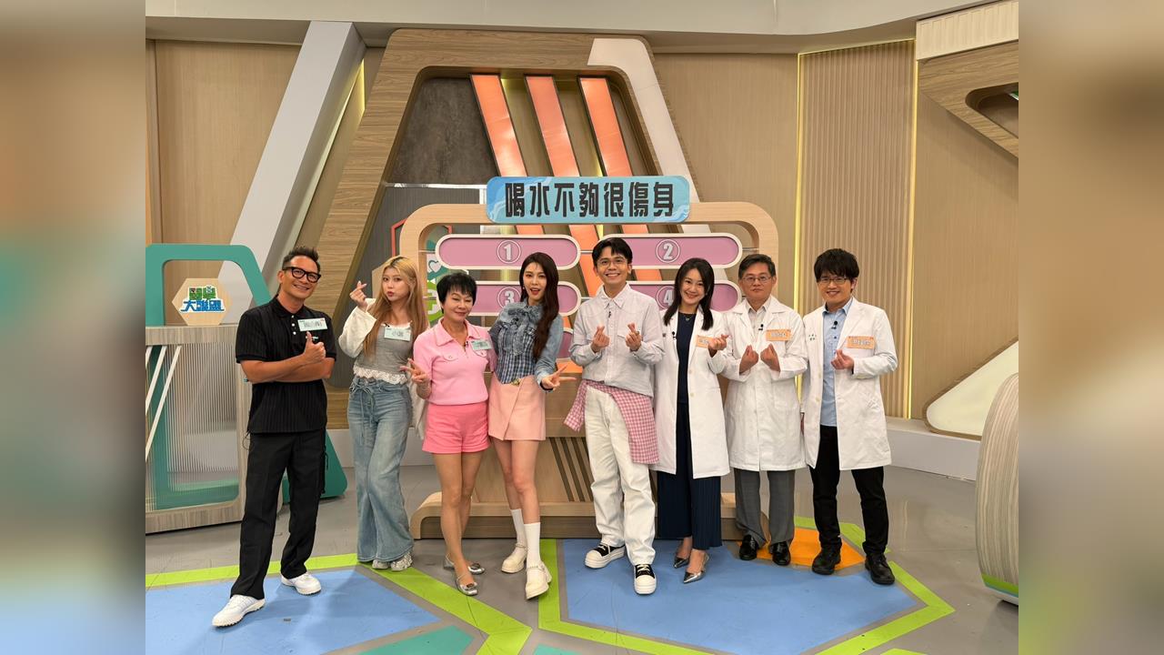 布蘭妮不喝水每天2杯珍奶解渴！引發白血球飆高住院長達15天